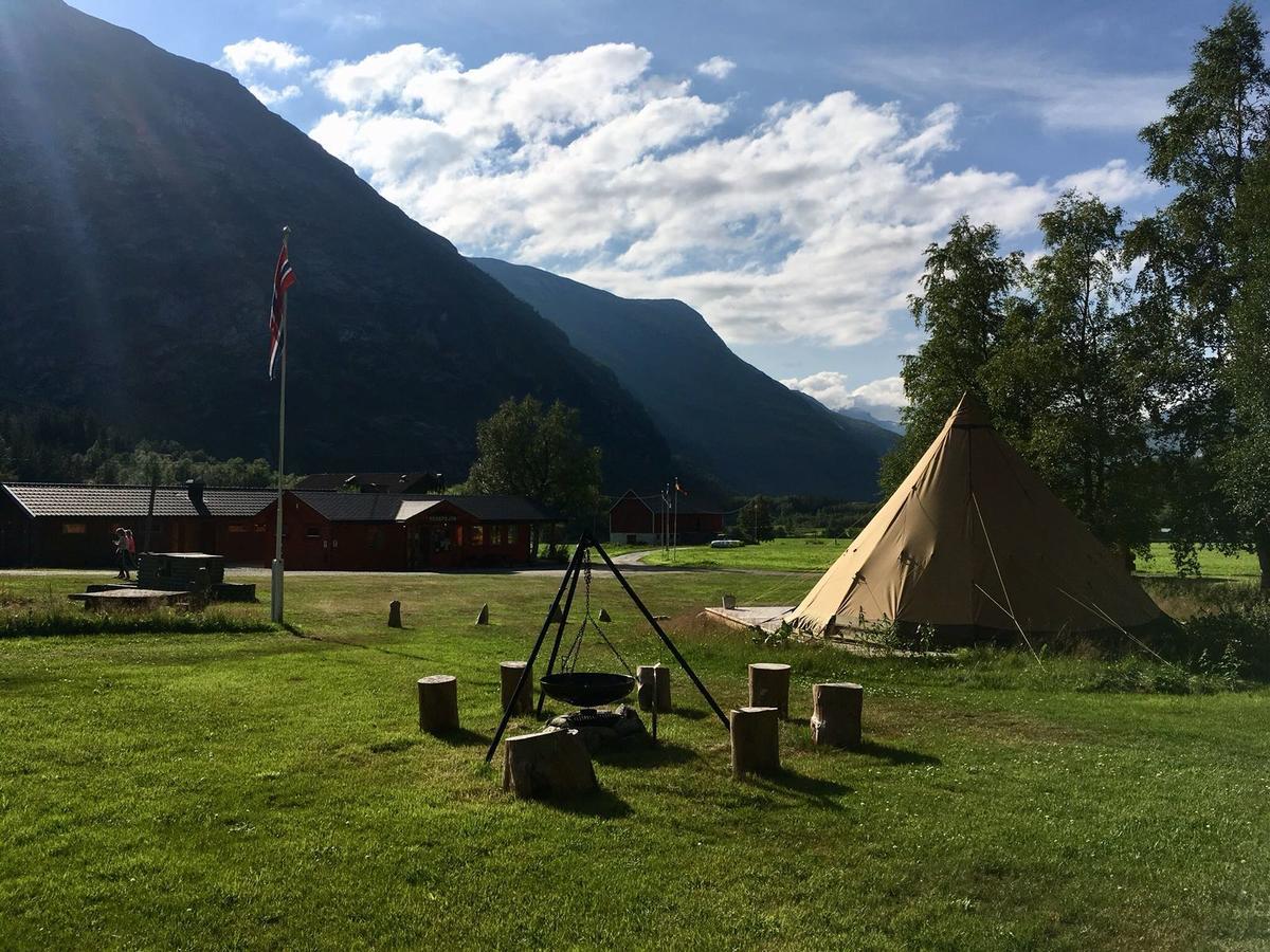 Dalen Gaard Camping Og Hytter ไกรังเงร์ ภายนอก รูปภาพ